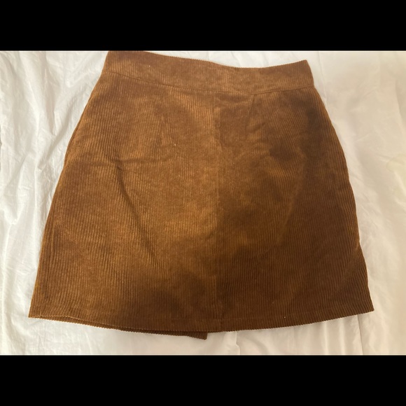 Corduroy skirt - Picture 2 of 2
